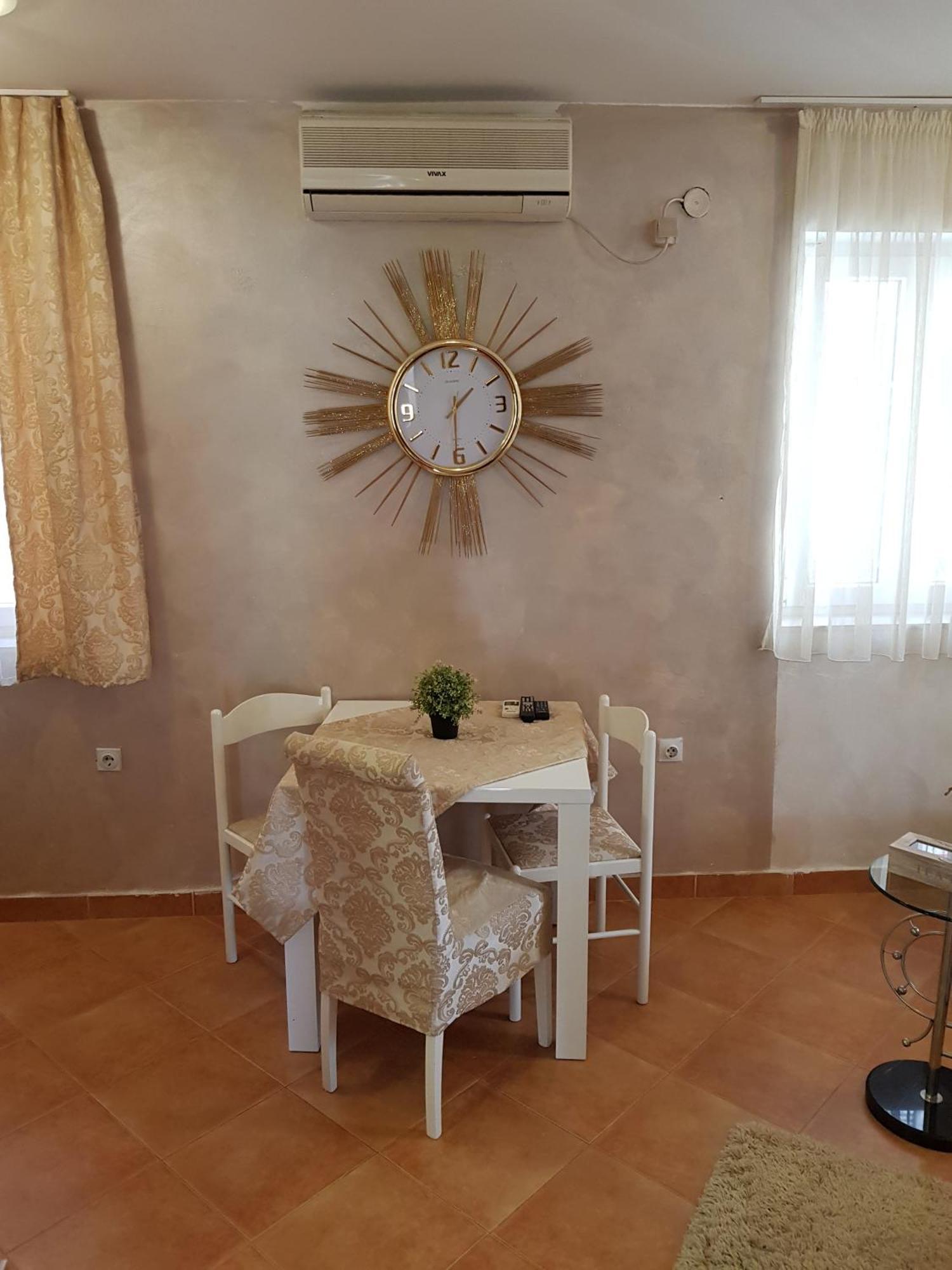 Royal Garden Apartments & Gastronomy Budva Dış mekan fotoğraf