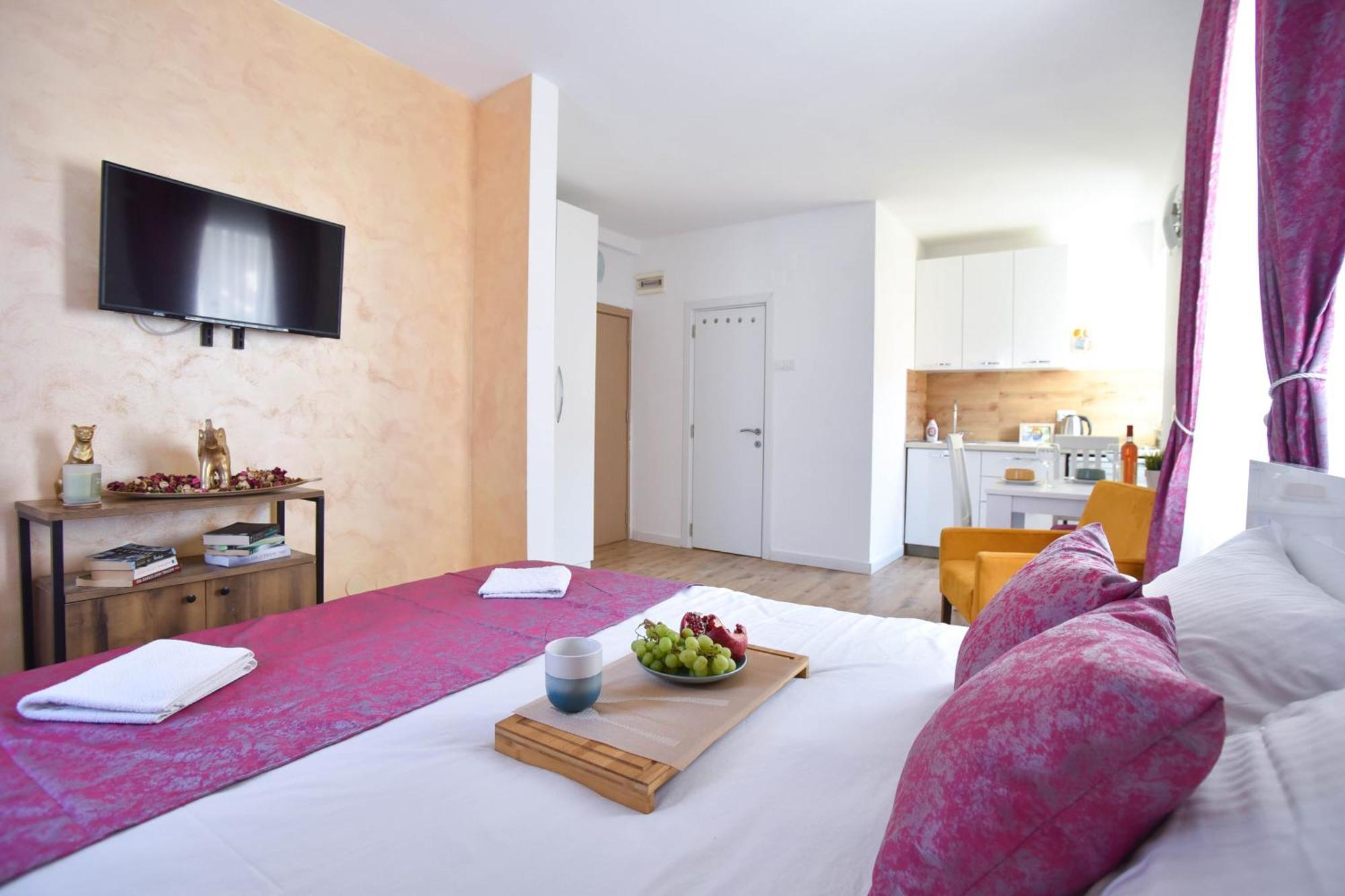Royal Garden Apartments & Gastronomy Budva Dış mekan fotoğraf